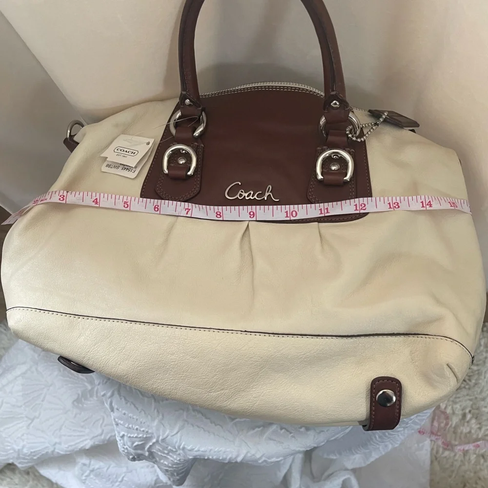 NWT Coach Ashley Leather Satchel Purse Bag White/Bark $698 - Picture 8 of 10
